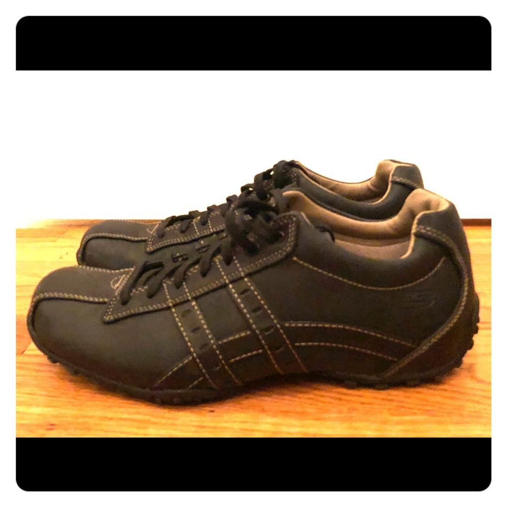Men’s Sketchers Sneakers Size 10